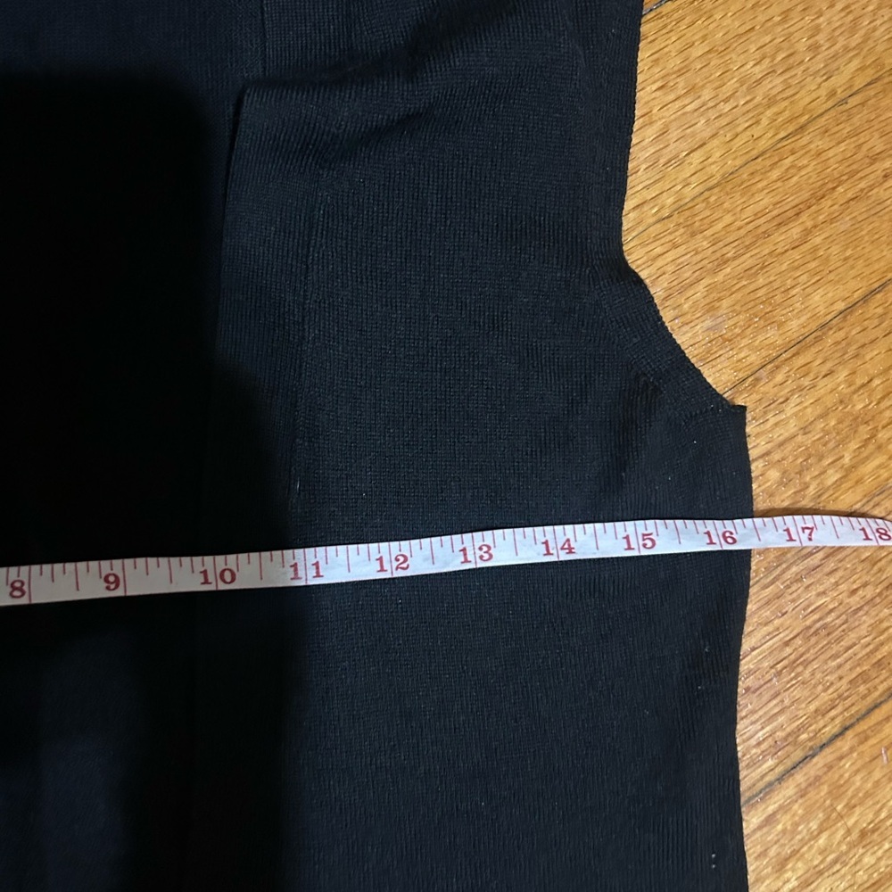 Ann Taylor LOFT Merino Wool Cashmere Blend V Neck Sleeveless Vest Sz S Petite - Picture 4 of 6